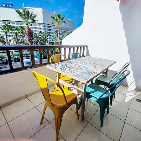 Duplex Agnes Parque Santiago I דירה